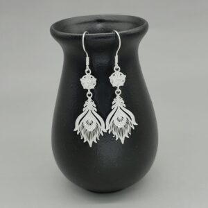 fenghuang tail floral earrings