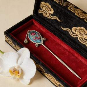 Turquoise‑Blue Base Red Floral Embroidered Bell‑Charm Hairpin, Oriental Vintage Teardrop‑Frame Tassel Hair Stick for Women