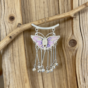 Lavender‑Purple Iridescent Embroidered Butterfly Bell‑Tassel Pendant, Oriental Vintage Curved‑Bar Silver‑Tone Ethnic Necklace Charm