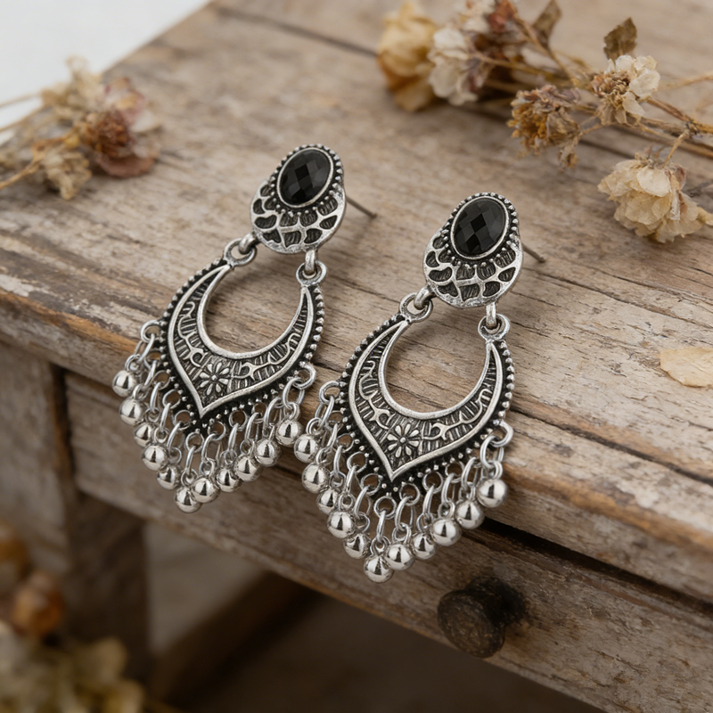 Vintage Oxidized Silver Crescent Moon Bell Tassel Dangle Earrings Oval Black Crystal Tribal Fringe Drop Earrings Bohemian Gypsy Statement Jewelry for Women - 图片 7